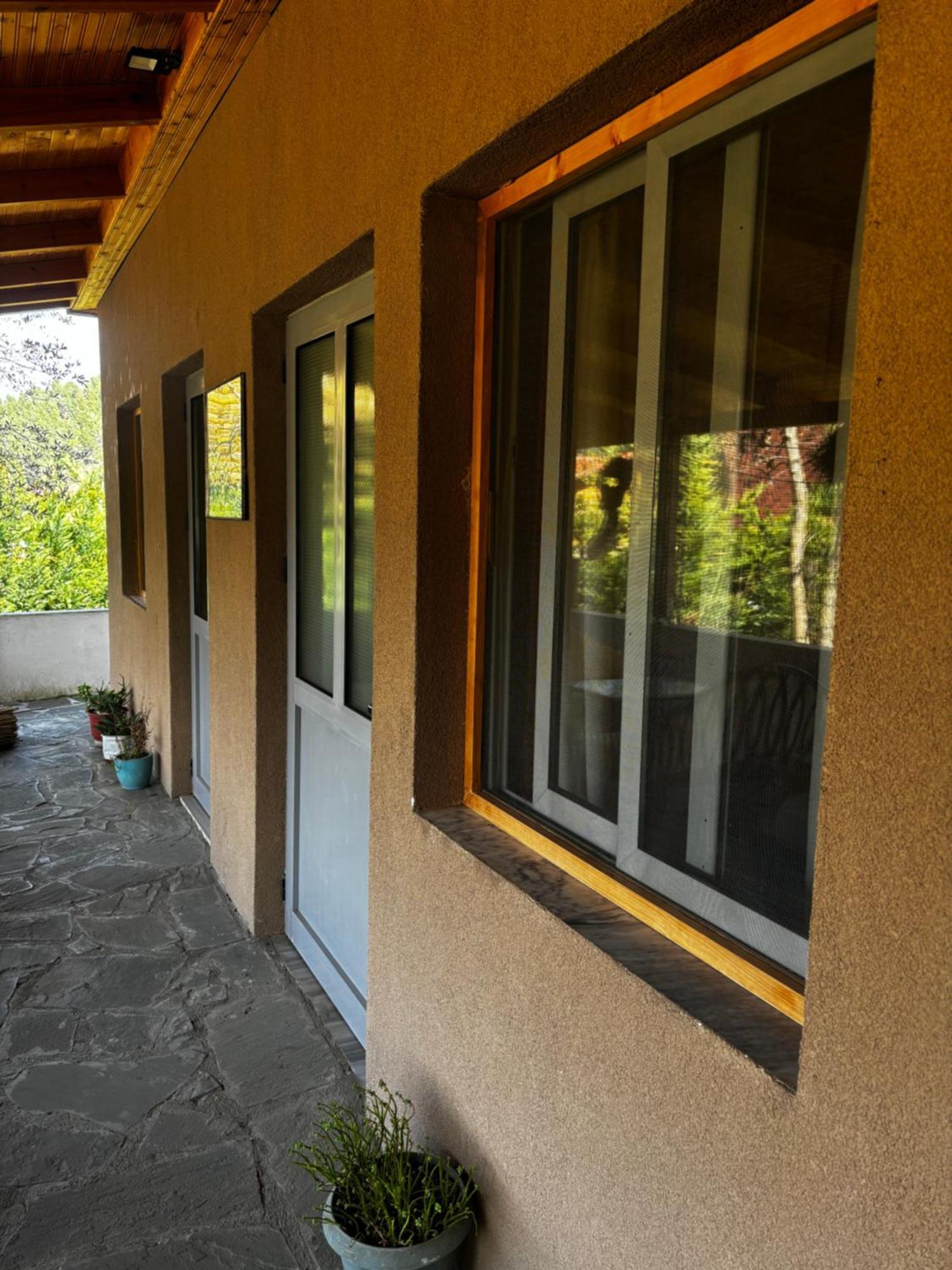 Hotel Bujtina Vjosa Memaliaj Exterior foto