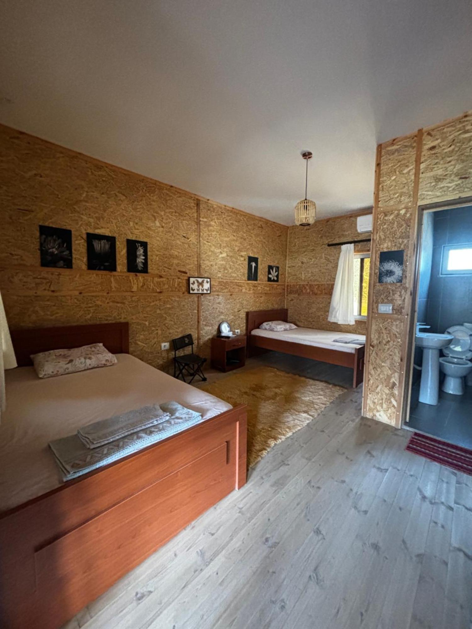 Hotel Bujtina Vjosa Memaliaj Exterior foto